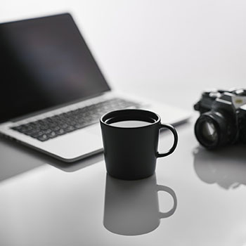 评论区炸了 · 17c免费看视频直播的历史记录被曝出新规则为什么会这样?